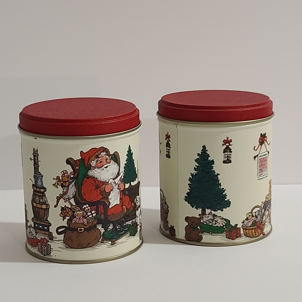 🔴Vintage Santa Clause tin set